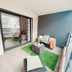 Διαμέρισμα 2 Avec Balcon En Centre-ville Et Au Calme *