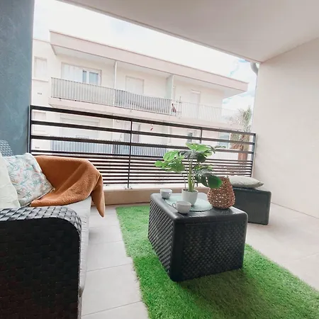 2 Avec Balcon En Centre-ville Et Au Calme - 9 *
