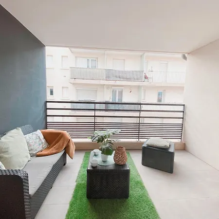 2 Avec Balcon En Centre-ville Et Au Calme - 9 Lejlighed