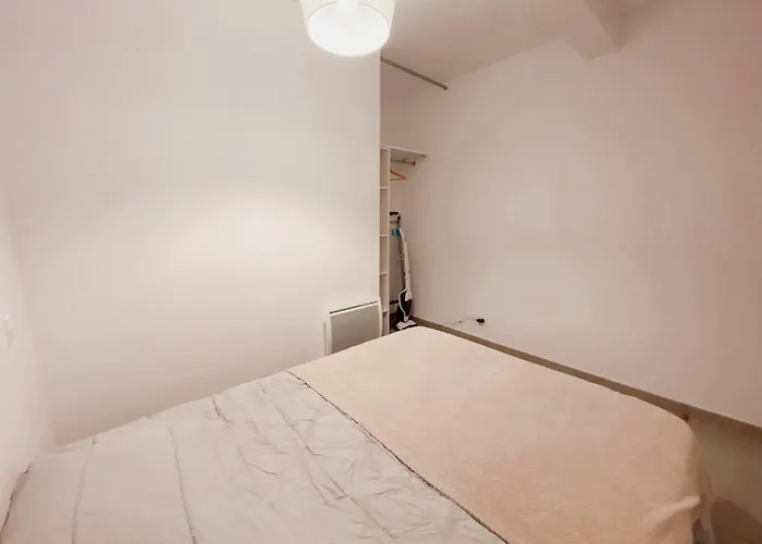 2 Avec Balcon En Centre-ville Et Au Calme *