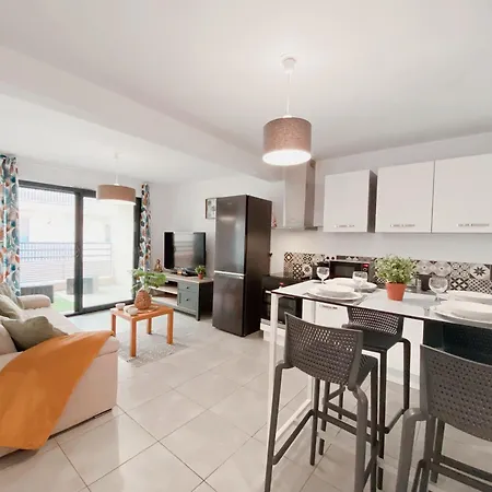 Apartment T3 Climatise A La *